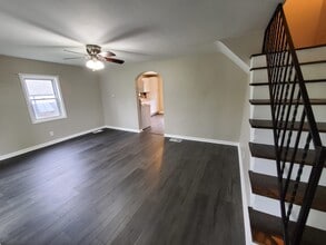 624 Dulancey Dr in Portage, PA - Foto de edificio - Building Photo