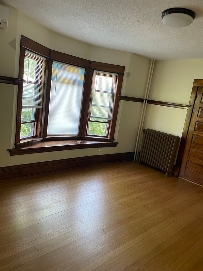 389 Fairview Ave N Unit 1 in St. Paul, MN - Building Photo - Building Photo