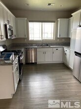 175 Walnut Dr in Fernley, NV - Building Photo - Building Photo