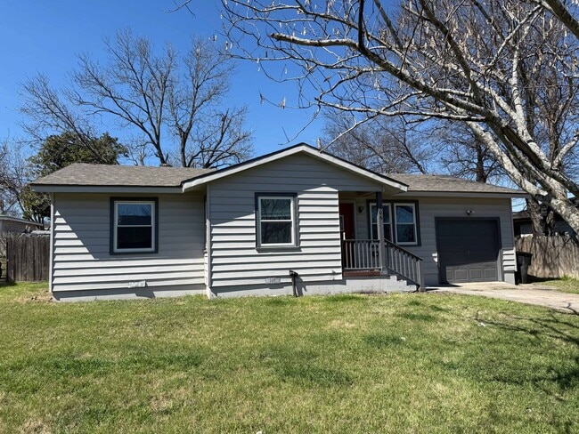 property at 706 S 34th St