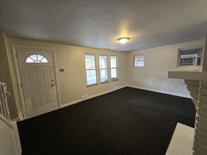 330 James St in Turtle Creek, PA - Building Photo - Building Photo