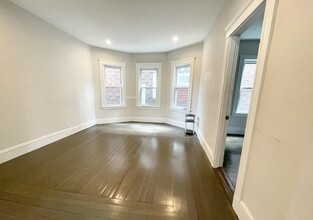 201 E Cottage St, Unit 1 in Boston, MA - Building Photo - Building Photo