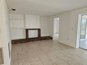 5030 Capri Ave in Sarasota, FL - Building Photo - Building Photo