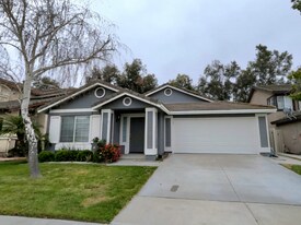 43318 Calle Mataro in Temecula, CA - Building Photo