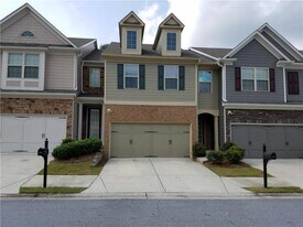 3514 Brockenhurst Dr in Buford, GA - Building Photo