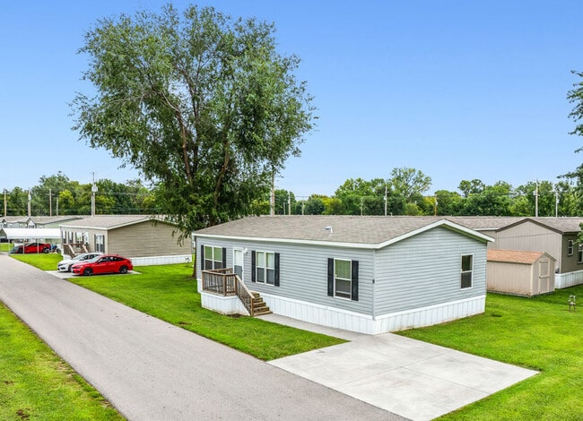 Maplewind in Ogden, KS - Foto de edificio - Building Photo