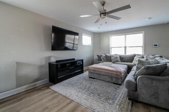 2646 Scott Dr in Clarksville, TN - Building Photo - Building Photo