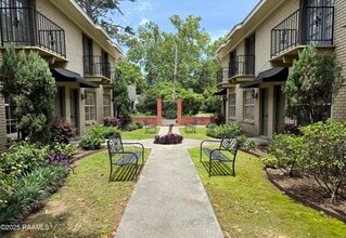 316 Stevenson St in Lafayette, LA - Building Photo - Building Photo