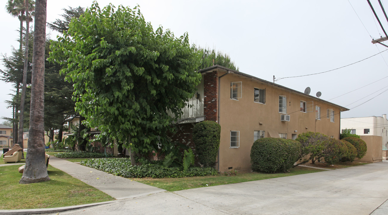 2040 5th St in Glendale, CA - Building Photo