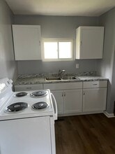 129 Valley Dr in St. Albans, WV - Building Photo - Building Photo