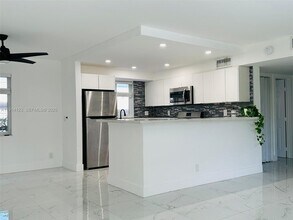 414 SE 14th St in Fort Lauderdale, FL - Building Photo - Building Photo