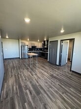 220 E Greenfield Ln in Bismarck, ND - Building Photo - Building Photo
