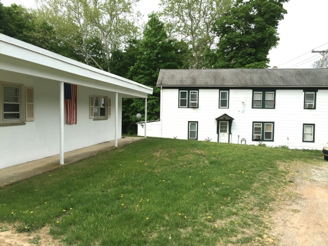 1080 County Road 521 in Newton, NJ - Foto de edificio - Building Photo