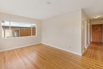 2317 Hearst Ave in Berkeley, CA - Building Photo - Building Photo