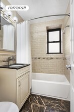 50 E 8th St in New York, NY - Building Photo - Building Photo