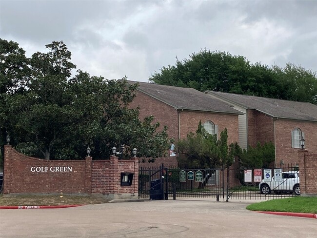 property at 6500 Harbor Town Dr