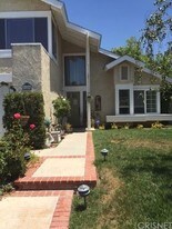 27808 Palmetto Ridge Dr in Santa Clarita, CA - Building Photo