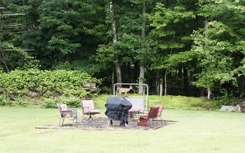63 Walker Valley Rd in Pine Bush, NY - Building Photo - Building Photo