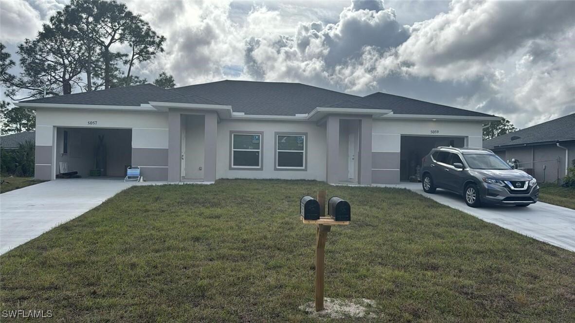 5059 Locke Ln in Lehigh Acres, FL - Building Photo