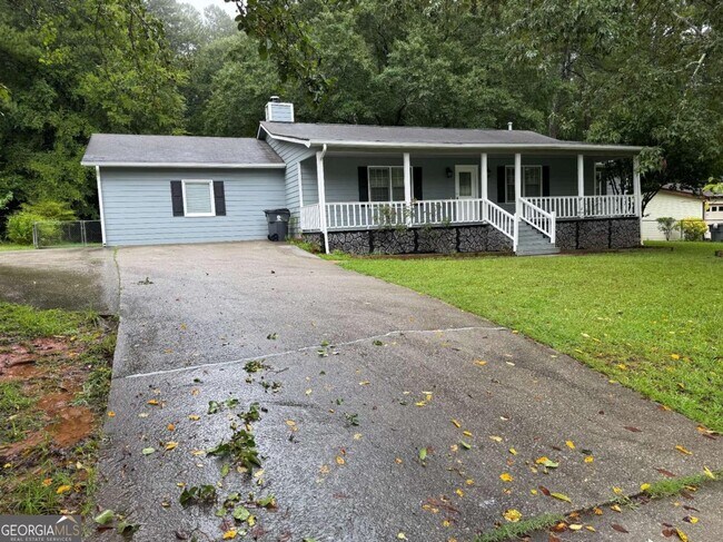 155 Davis Rd in Stockbridge, GA - Building Photo - Building Photo