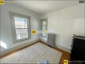 80 Curtis St, Unit 1 in Somerville, MA - Foto de edificio - Building Photo