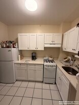 39 Hemenway St, Unit 13 in Boston, MA - Building Photo