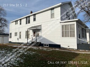 217 5th St S-Unit -2 in Breckenridge, MN - Building Photo - Building Photo