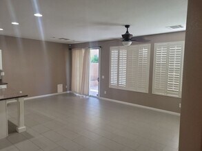 515 Moses Lake Ct in Henderson, NV - Building Photo - Building Photo