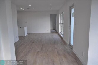 1625 NE 15th Ave in Fort Lauderdale, FL - Building Photo - Building Photo