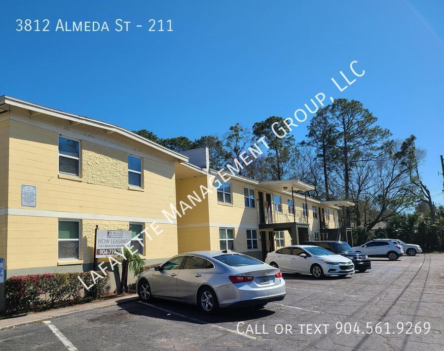 3812 Almeda St in Jacksonville, FL - Building Photo