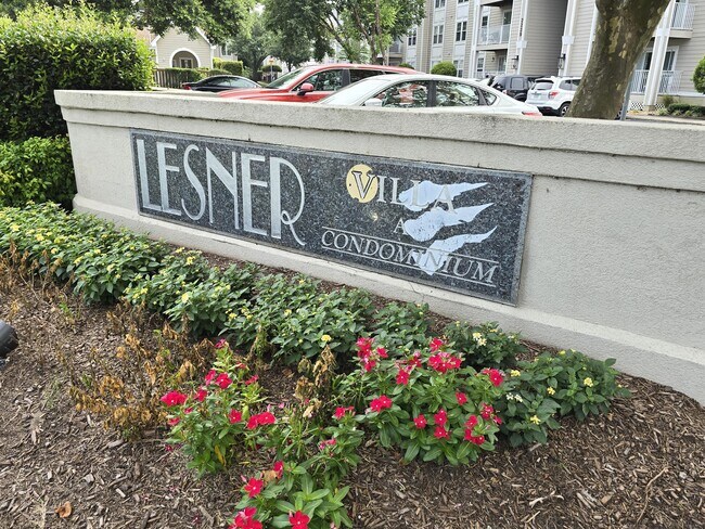 2236 Lesner Crescent in Virginia Beach, VA - Building Photo - Building Photo