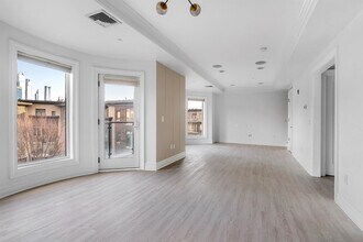 34 Cambridge Wy in Weehawken, NJ - Building Photo - Building Photo