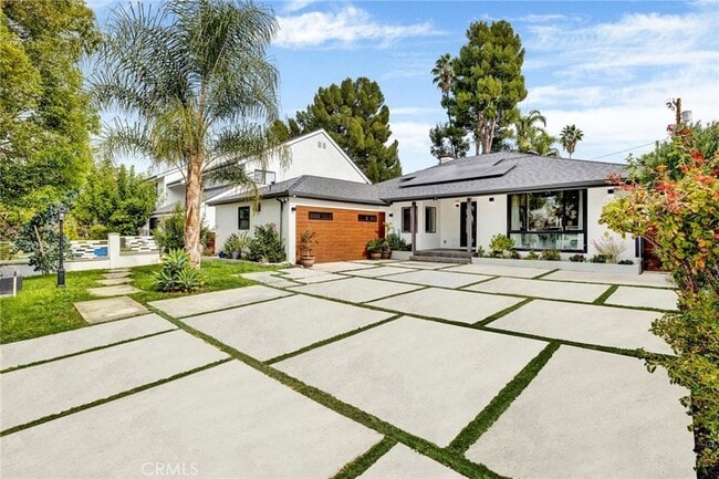 property at 4912 Alonzo Ave