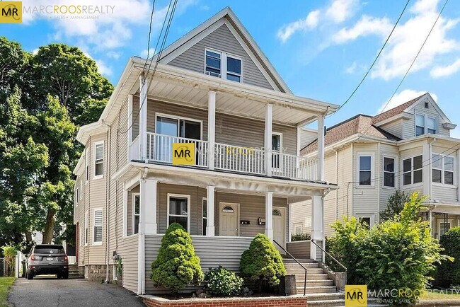 40 George St, Unit 2 in Medford, MA - Building Photo - Building Photo