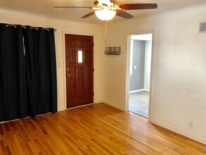 1711 Barrett Ave in Royal Oak, MI - Building Photo - Building Photo