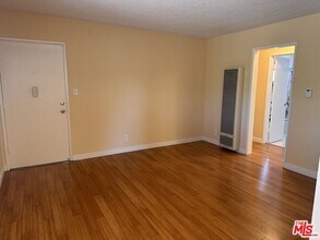 5411 S Centinela Ave in Los Angeles, CA - Building Photo - Building Photo
