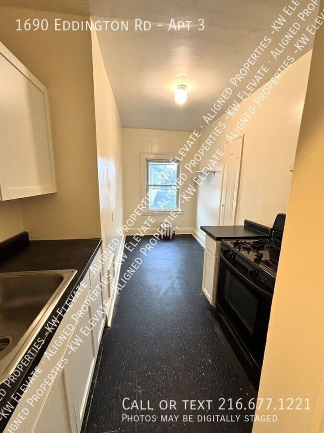 1690 Eddington Rd in Cleveland Heights, OH - Building Photo - Building Photo