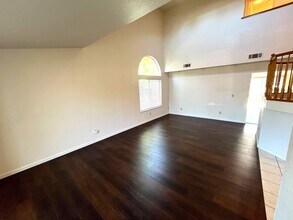 3038 Burl Hollow Dr in Stockton, CA - Building Photo - Building Photo