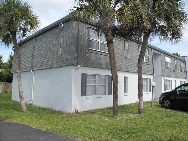property at 1000 S Semoran Blvd