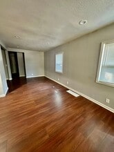 6237 E 12th St in Kansas City, MO - Building Photo - Building Photo