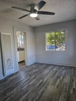 838 E 76th St in Los Angeles, CA - Building Photo