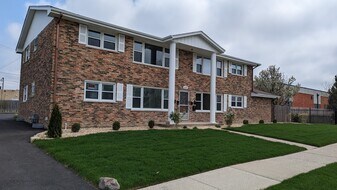 14475 Jefferson Ave in Orland Park, IL - Building Photo