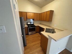 2504 Howellwood Way in Austin, TX - Building Photo - Building Photo