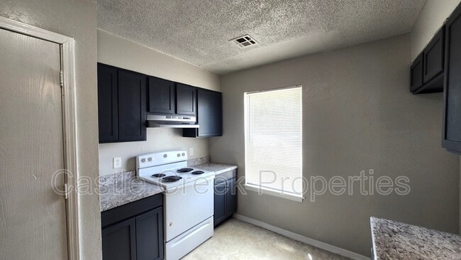 425 NW 120th St in Oklahoma City, OK - Building Photo - Building Photo