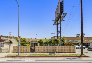 3536 N Figueroa St in Los Angeles, CA - Building Photo - Building Photo