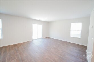 455 Coconut Dr in Bloomingdale, GA - Building Photo - Building Photo