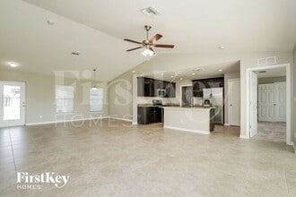 1114 SW 41st Terrace in Cape Coral, FL - Foto de edificio - Building Photo