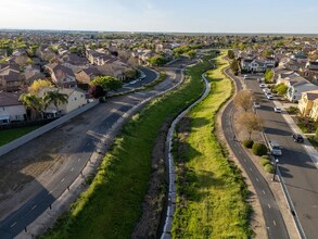 2986 Portage Way in Sacramento, CA - Building Photo - Building Photo