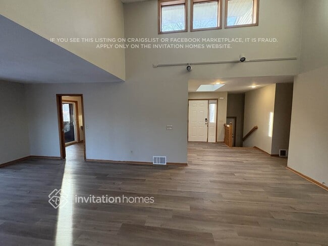 1937 Oakland Rd in Hopkins, MN - Building Photo - Building Photo