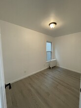 82 Brighton Ave, Unit 2 in Kearny, NJ - Building Photo - Building Photo